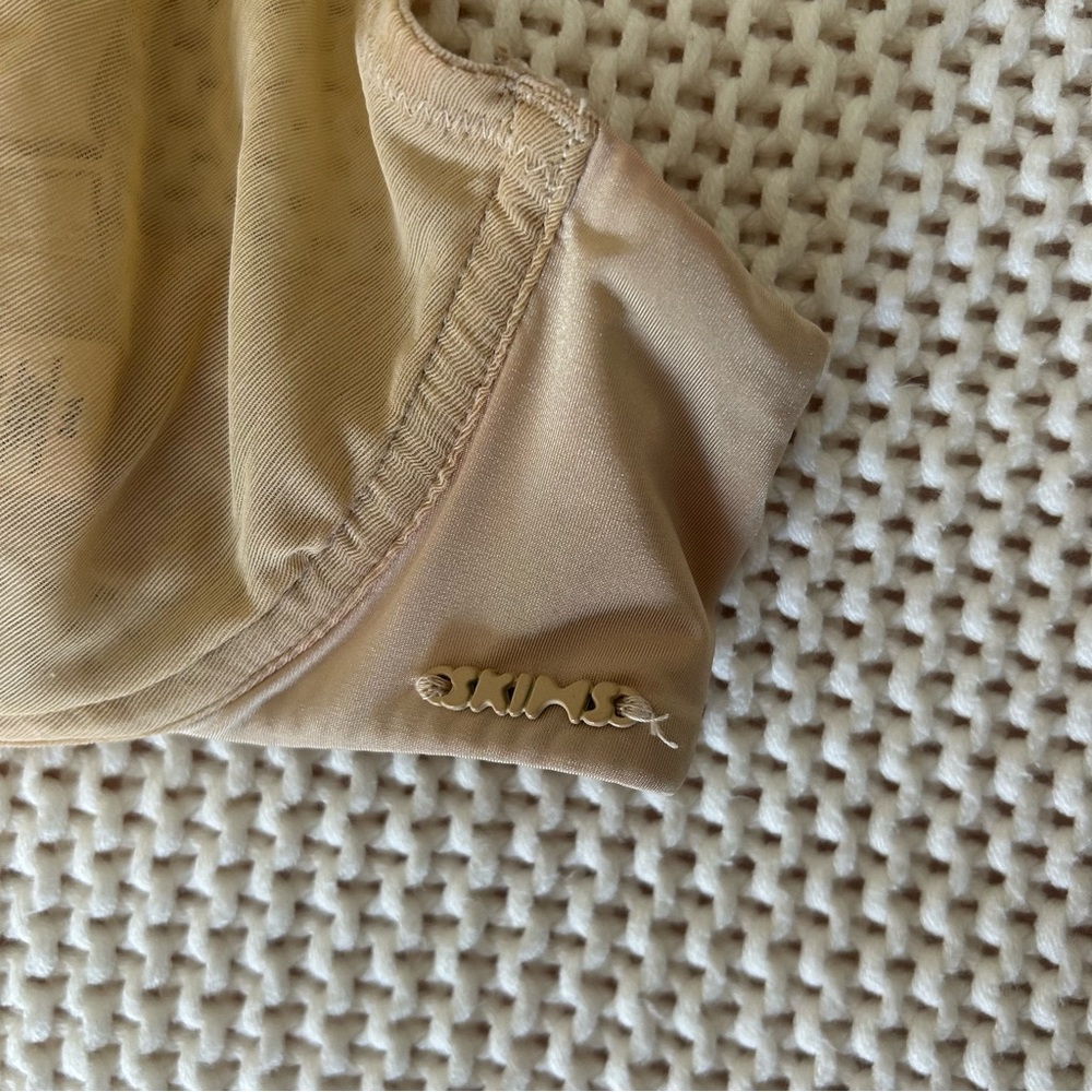 Skims Bra - image 2